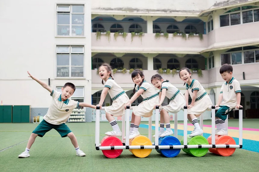 西安幼儿园毕业照拍摄