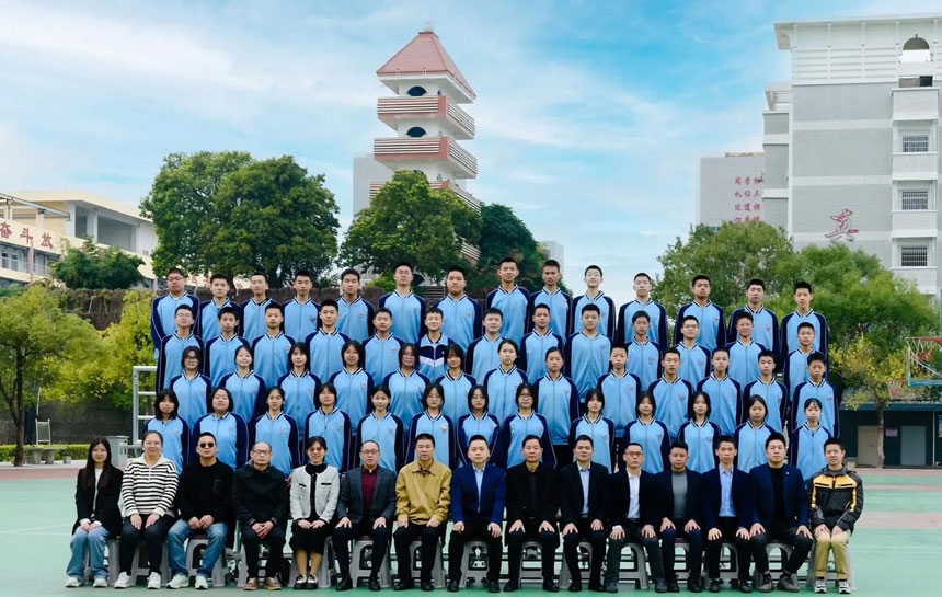 某中学生毕业照拍摄