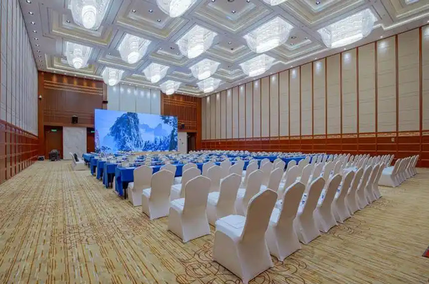 如何选择适合的会议公司