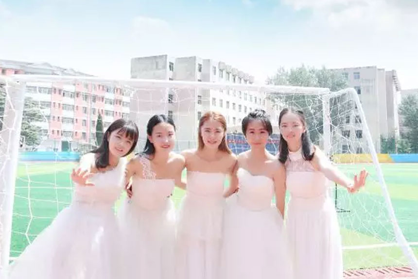 西安学校毕业季摄影服务公司